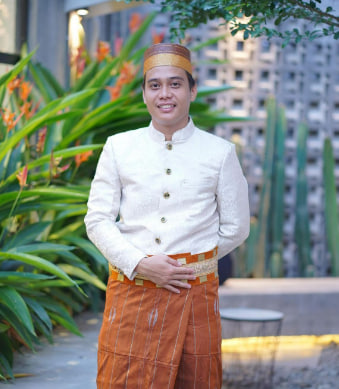 Set Jas Tutup Jaguar Putih
