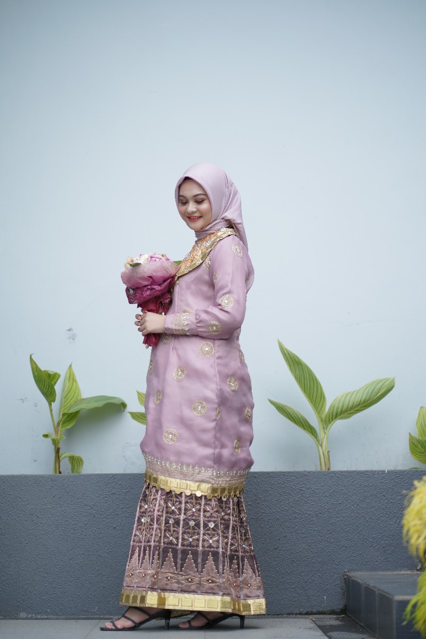 Baju Set Motif Corona