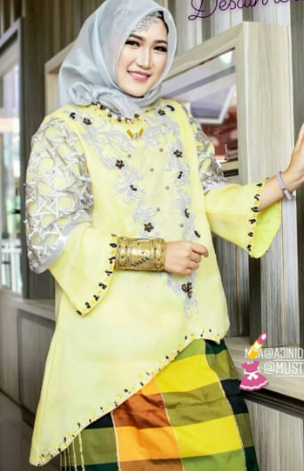 Set Baju Organsa Payet Kuning Silver