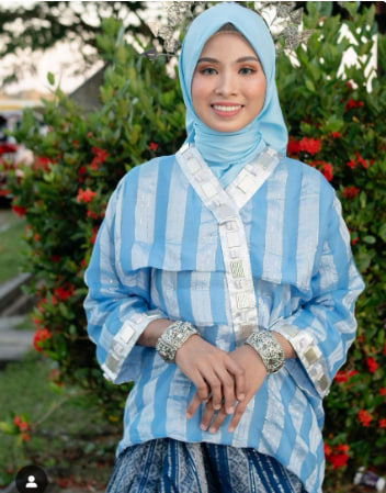 Set Baju Sutera Ceppa-Ceppa Silver Biru