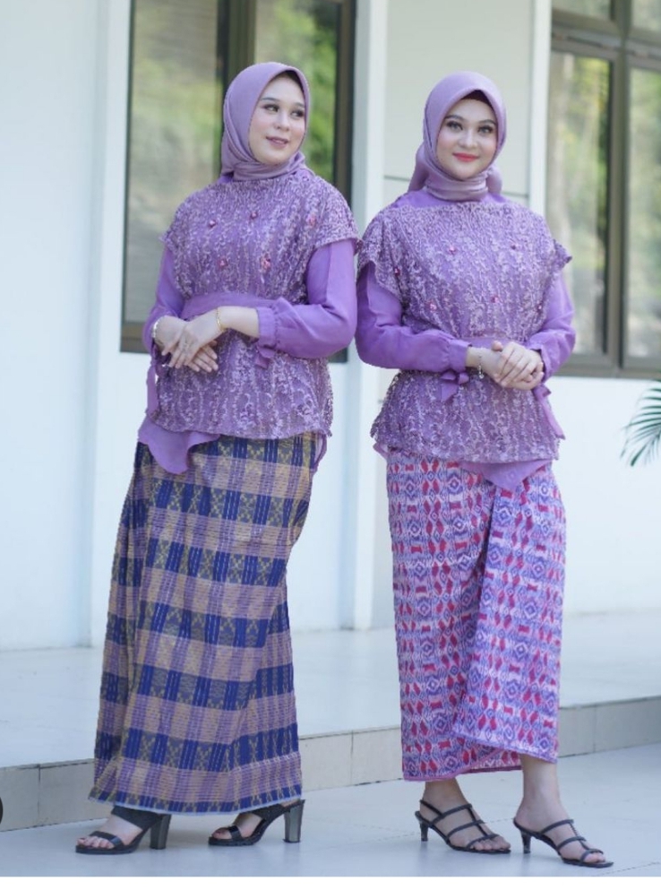 Baju Renda Ikat Ungu