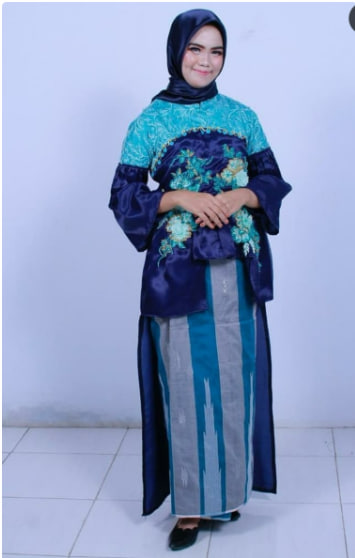Set Baju Organsa Payet Panjang Belakang Navy Tosca