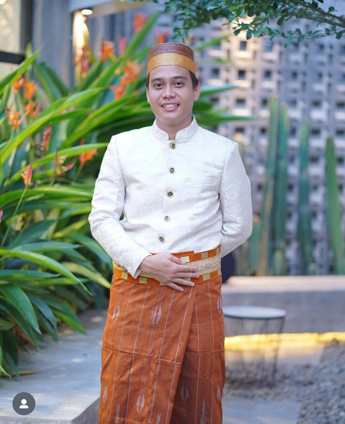 Set Jas Tutup Jaguar Putih