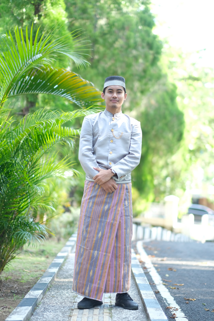 Jas Tutup Abu Silver