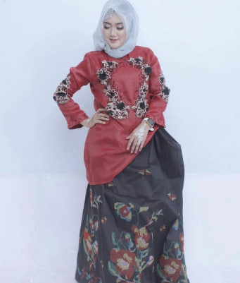 Set Baju Organsa Payet Maroon Hitam